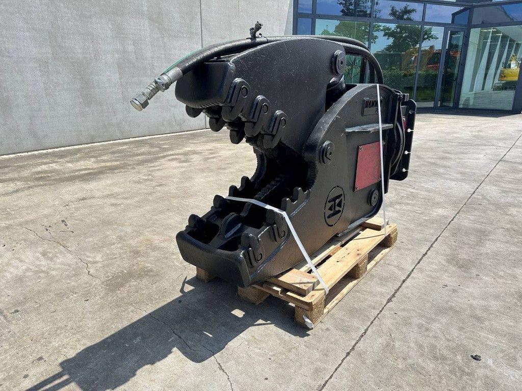 Crusher Hammer RH15 2017