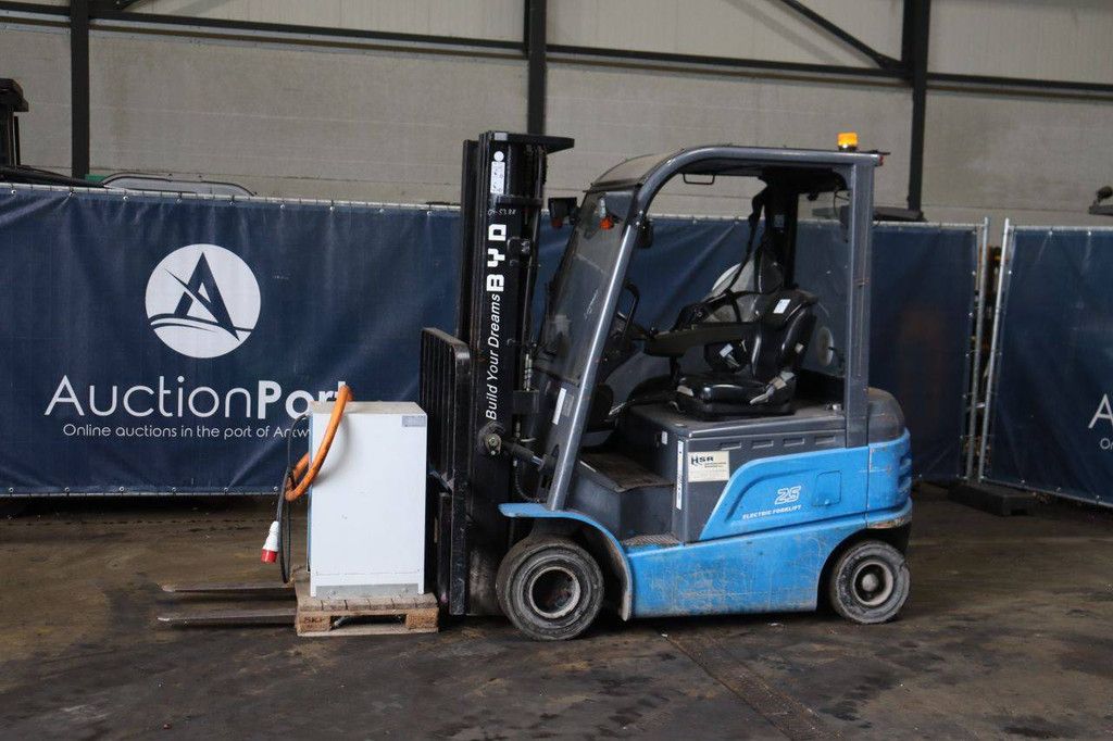 Forklift BYD ECB25C Electric 2500kg 4.8m 2015
