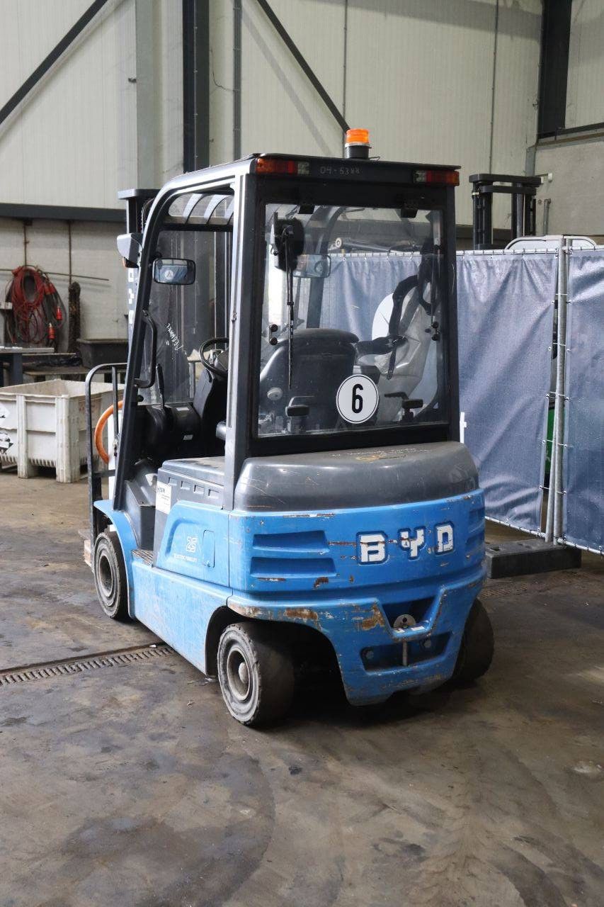 Forklift BYD ECB25C Electric 2500kg 4.8m 2015