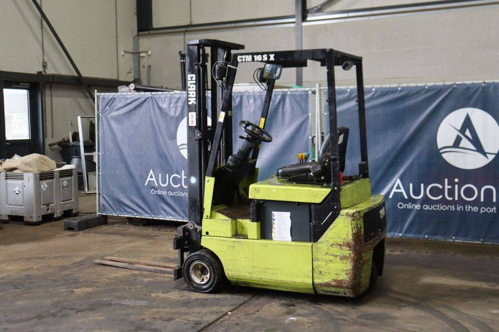 Clark CTM16-SX Electric Forklift 1600kg 3.3m 1998