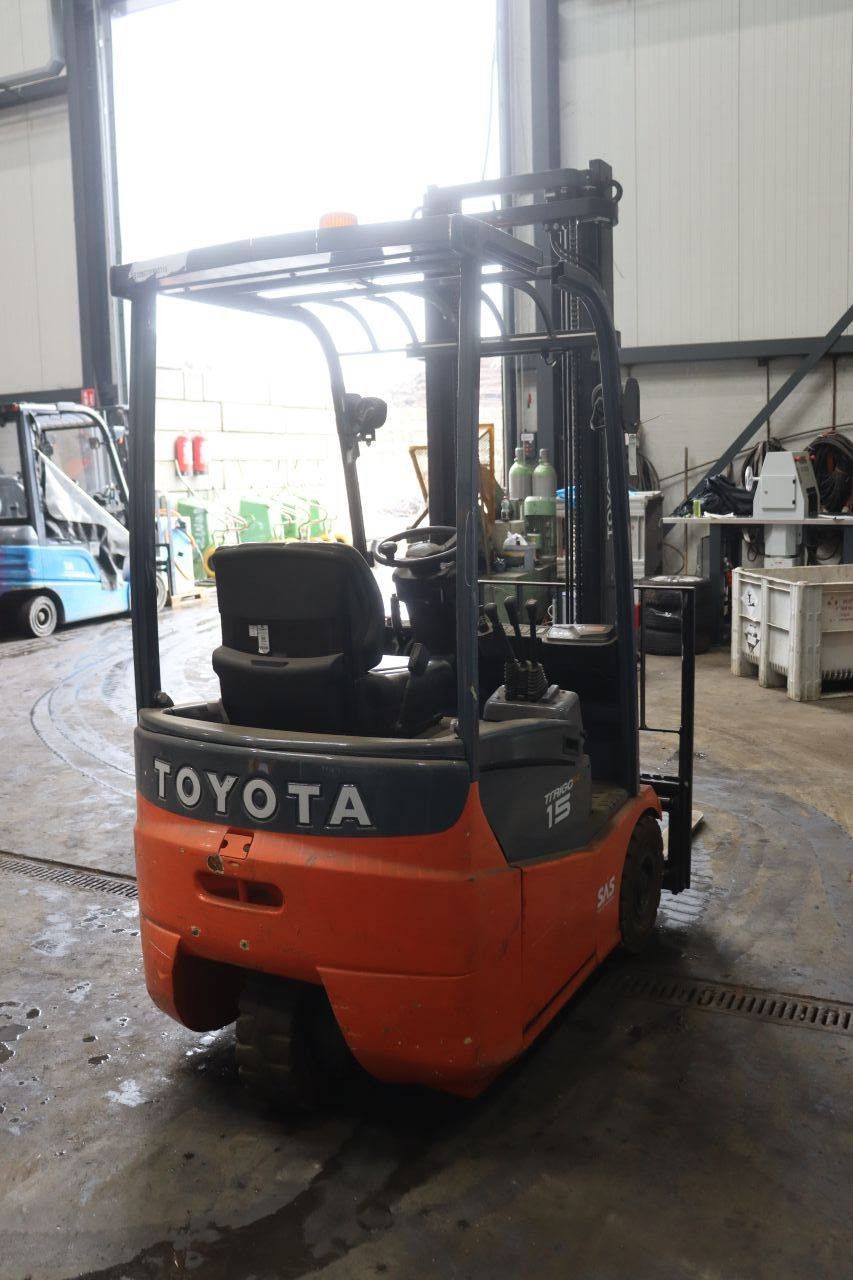 Forklift Toyota 7FBEAST15 Electric 1500kg 4.0m 2011
