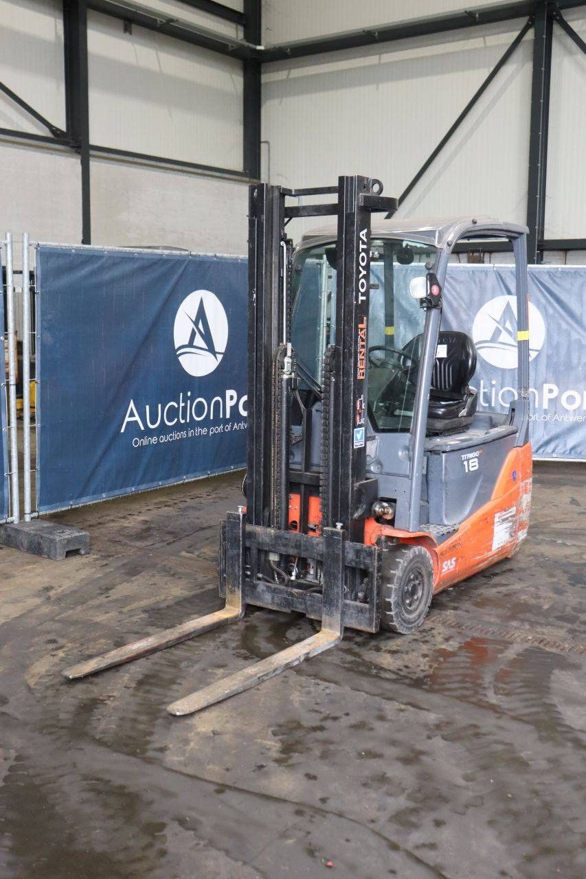 Toyota 8FBE18T Electric Forklift 1800kg 3.3m 2016
