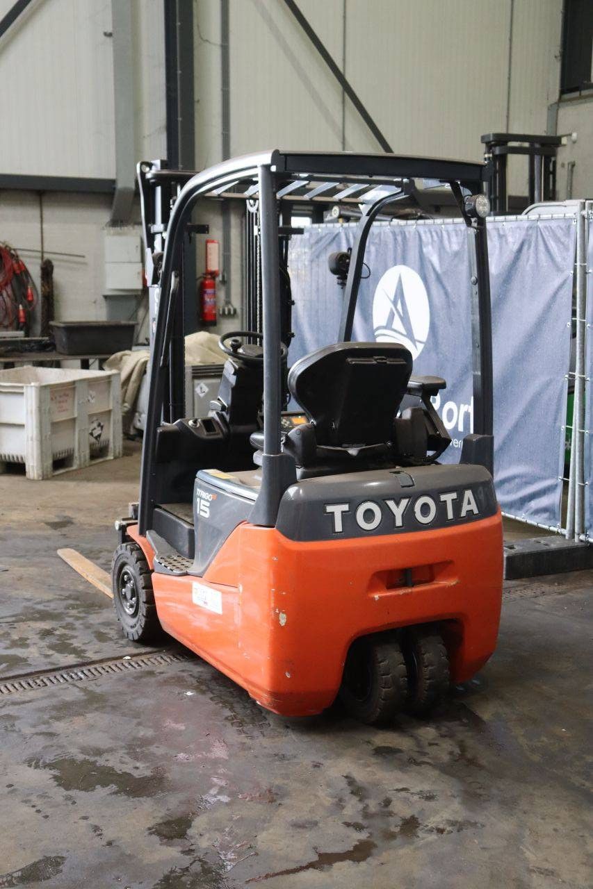 Toyota 8FBE15T Elektrogabelstapler 1500 kg 3,0 m 2017
