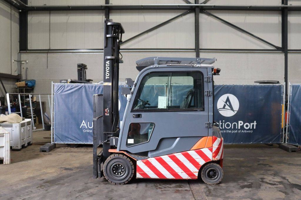 Toyota 8FBMT25 Electric Forklift 2270kg 4.5m 2018