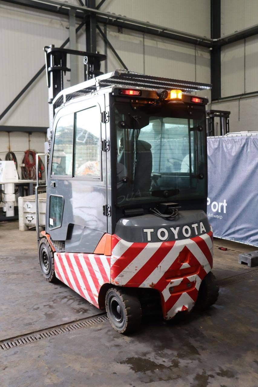 Toyota 8FBMT25 Electric Forklift 2270kg 4.5m 2018