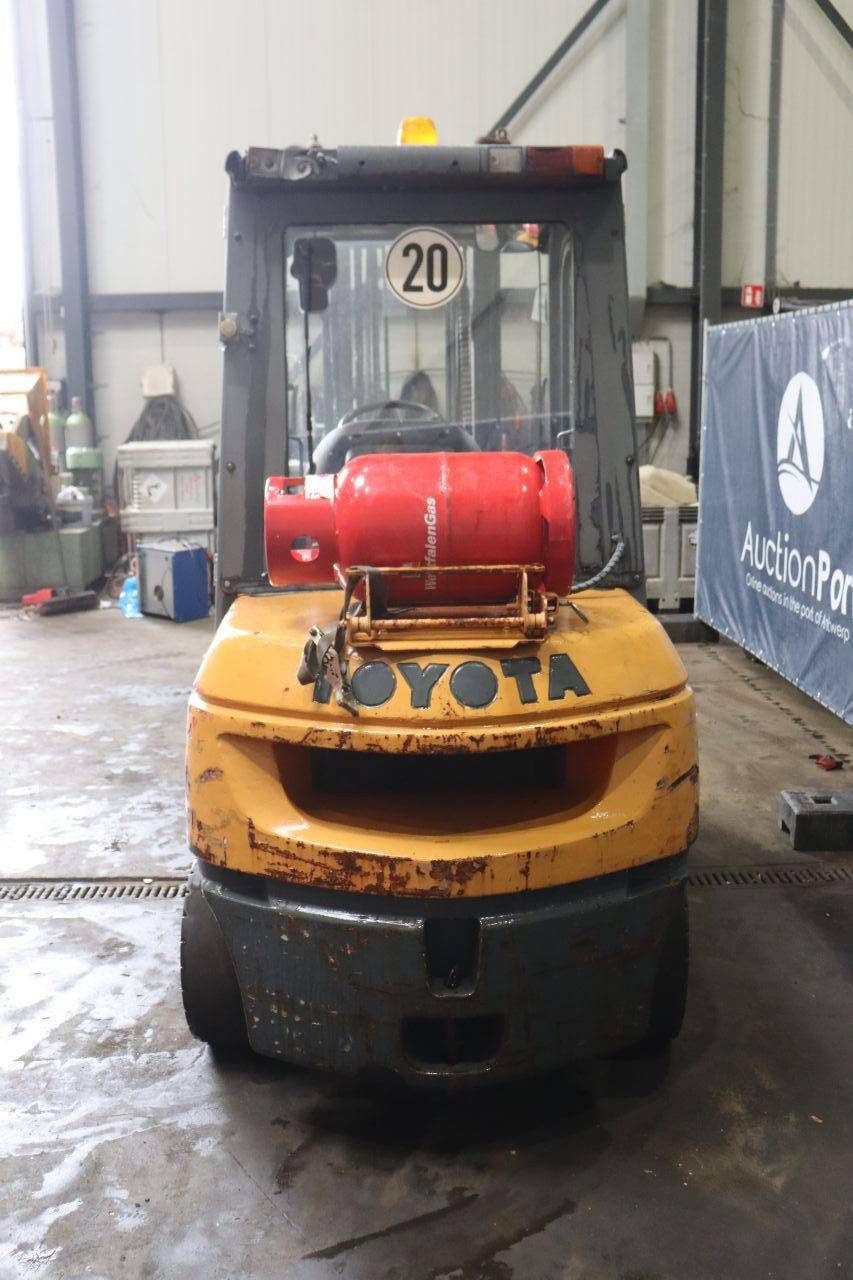 Forklift Toyota 02-7FGJF35 LPG 3500kg 3.7m 2007