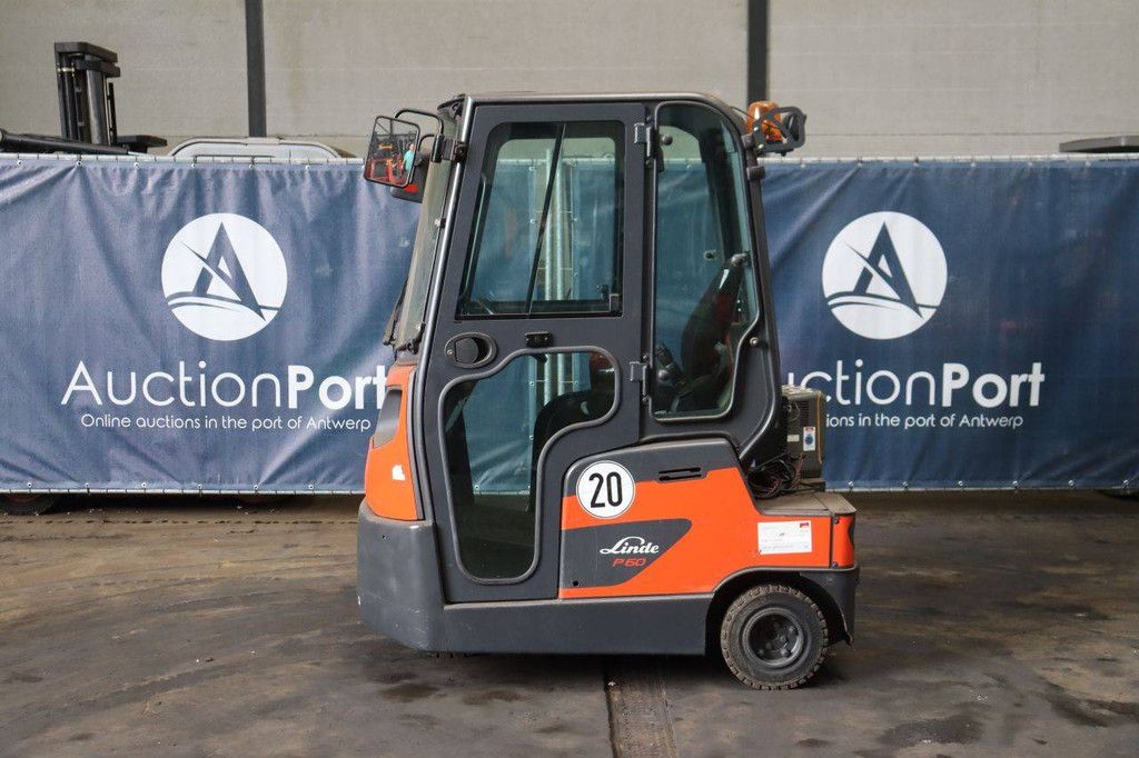 Electric tractor Linde P60 Electric 2017
