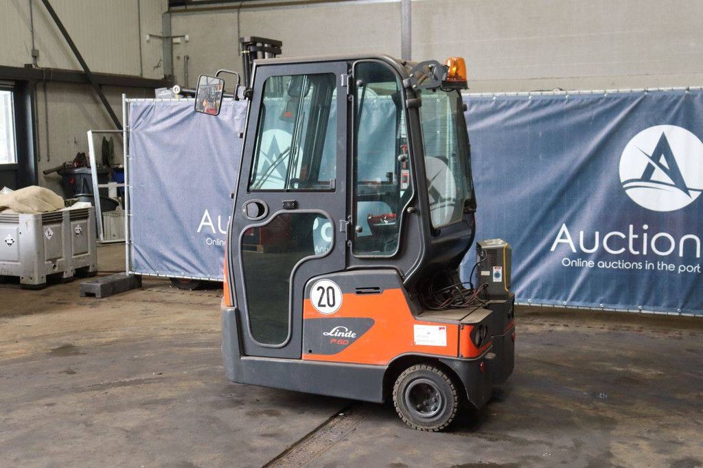 Electric tractor Linde P60 Electric 2017