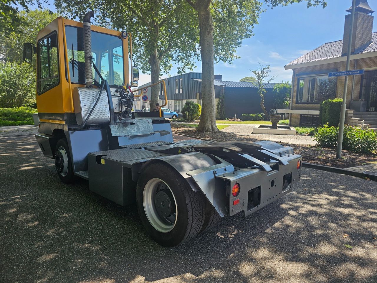 Terberg YT182