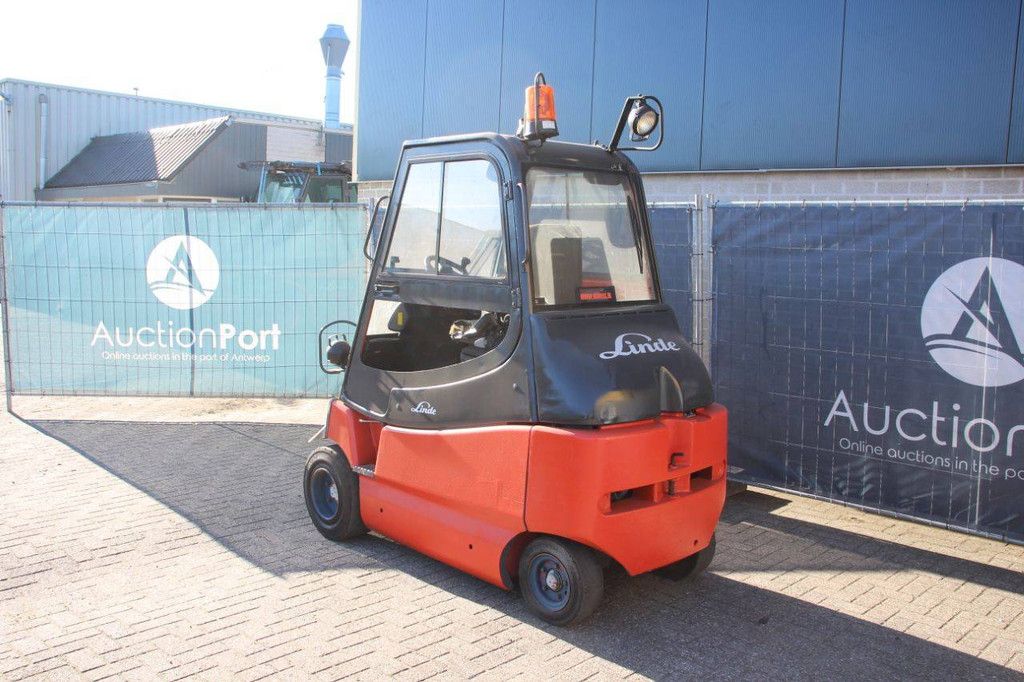 Heftruck Linde E30H Elektrisch 3000kg 1999