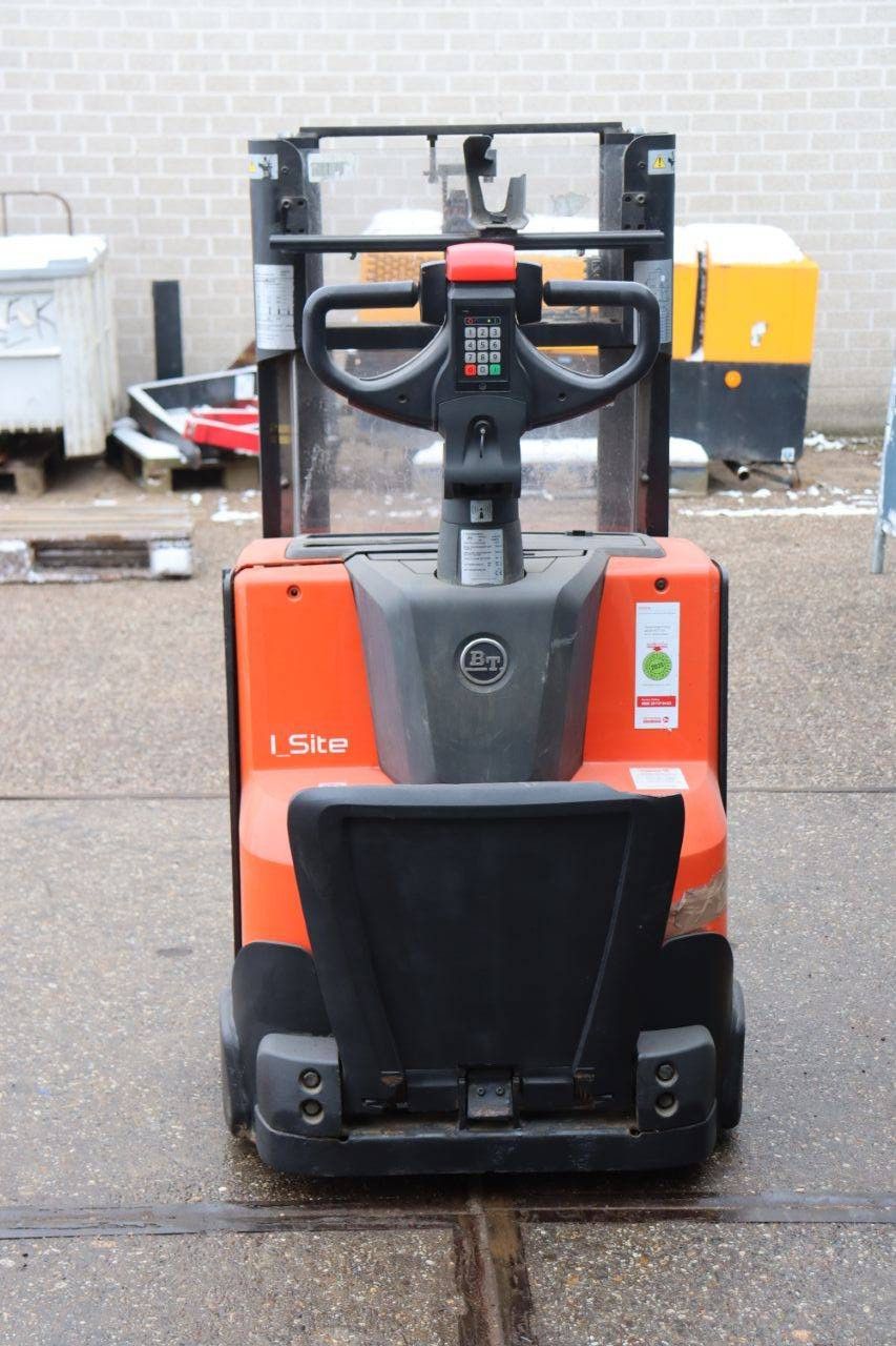 Stapelaar BT SWE200D Elektrisch 2000kg 2015