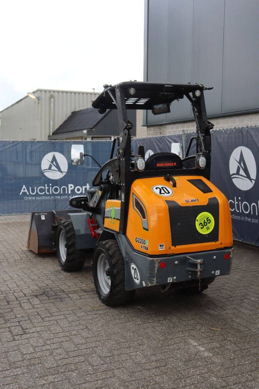 Giant G220E Electric Wheel Loader 6.5kW