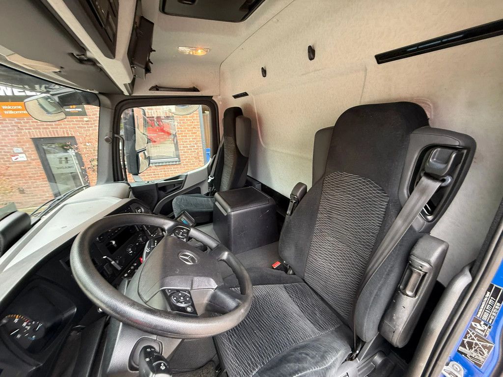 Mercedes-Benz Antos 1824 Carrier Vector 1950MT Multi Temp LBW NL Truck 164.890KM!