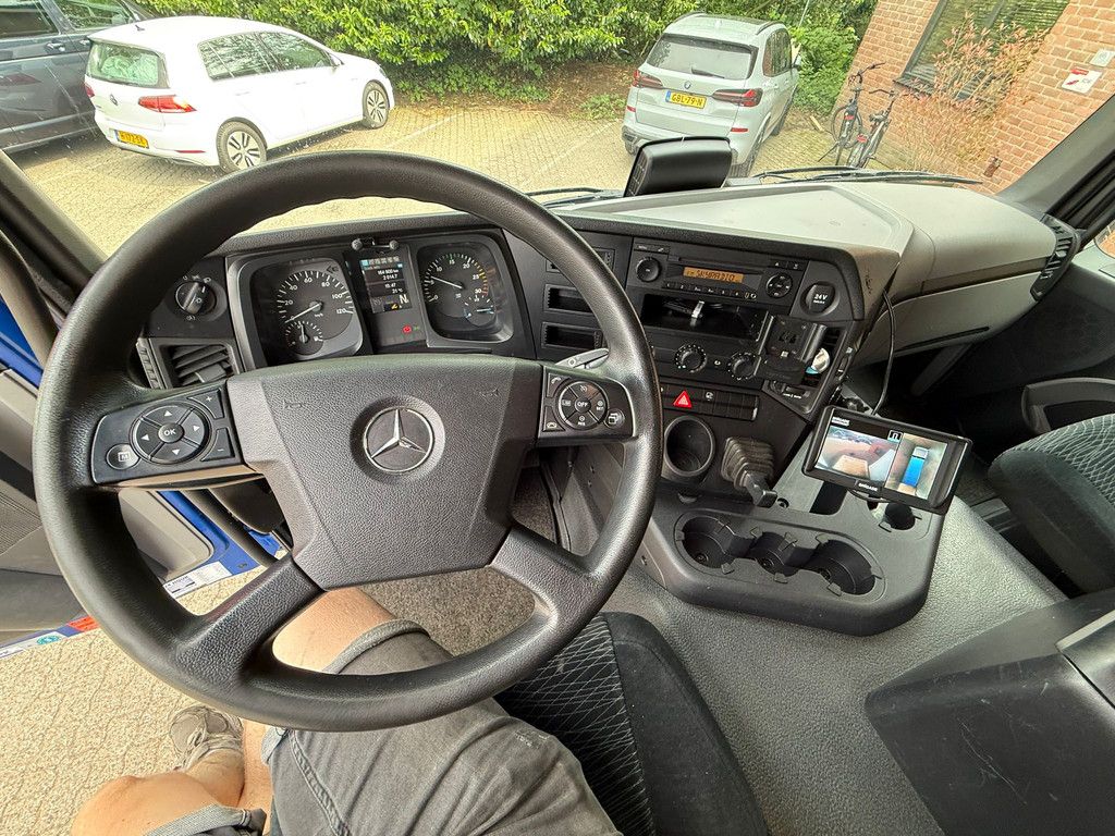 Mercedes-Benz Antos 1824 Carrier Vector 1950MT Multi Temp LBW NL Truck 164.890KM!