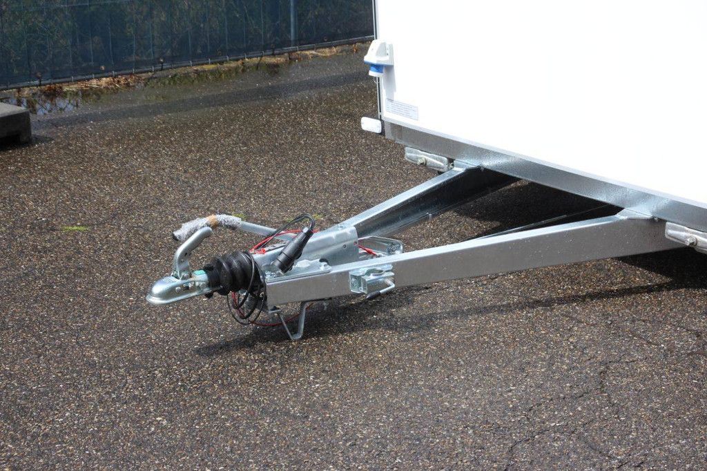 Tomplan Caravan 1300kg 3200x1500x1800mm New