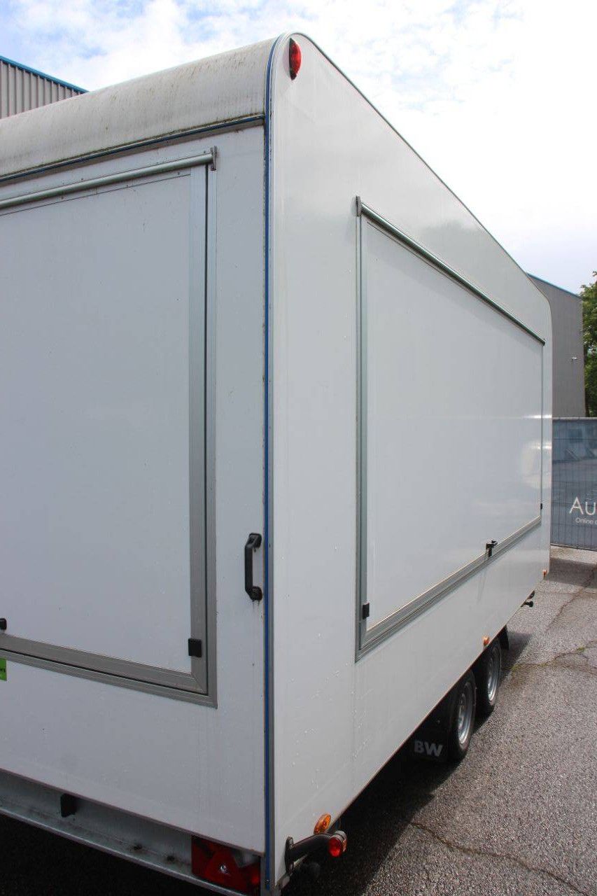 Verkaufsanhänger BW Trailers 02T 3500kg 5200x2200x2300 mm
