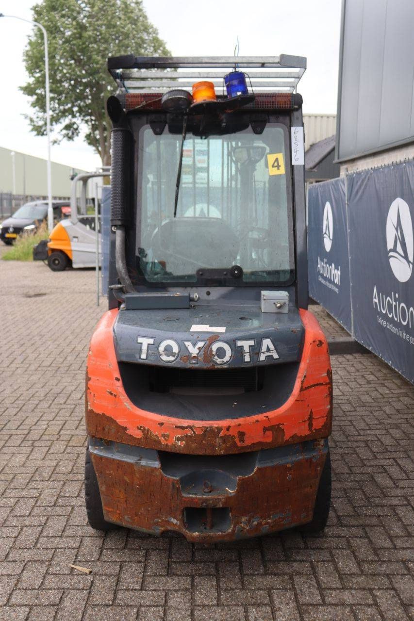 Forklift Toyota 02-8FDF30 Diesel 3000kg 3.7m 2020