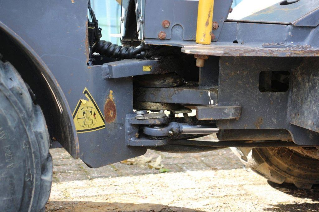 Articulated loader Eurotrac 800/W10 Diesel