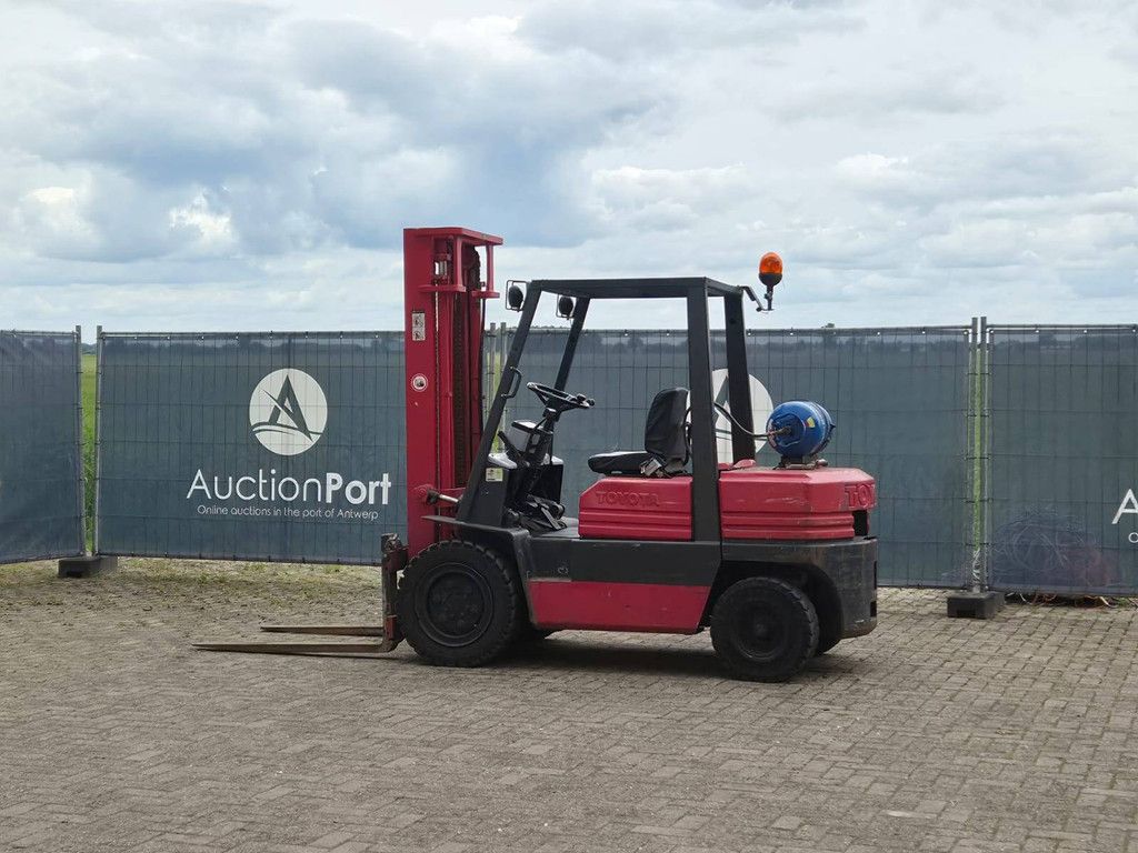 Forklift Toyota 42-5FG30 LPG 3000kg 3.7m