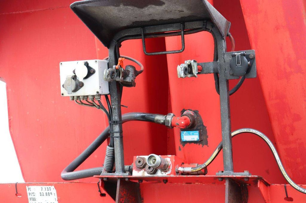 Robuster Kippsattelanhänger Kaiser S3302037 37000kg 1998