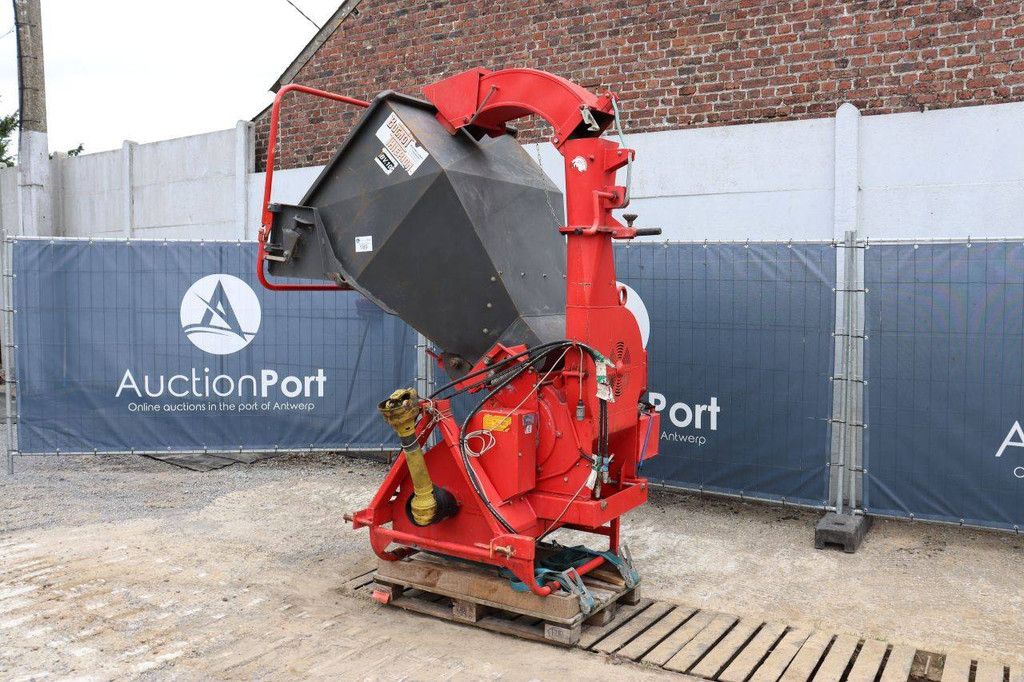Branch chipper Bugnot Thierion BV10 2000