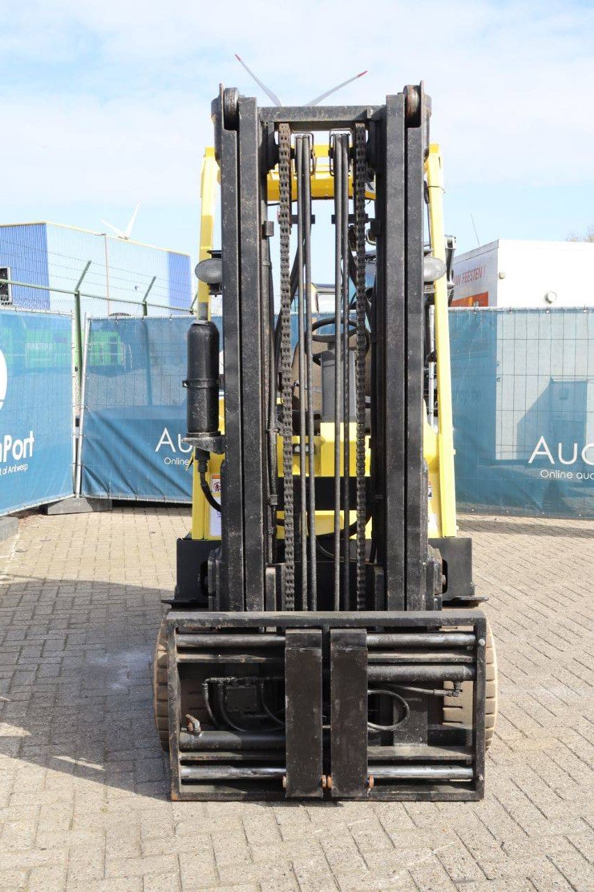 Hyster E4.00XL Electric Forklift 3680kg 3.7m 2011