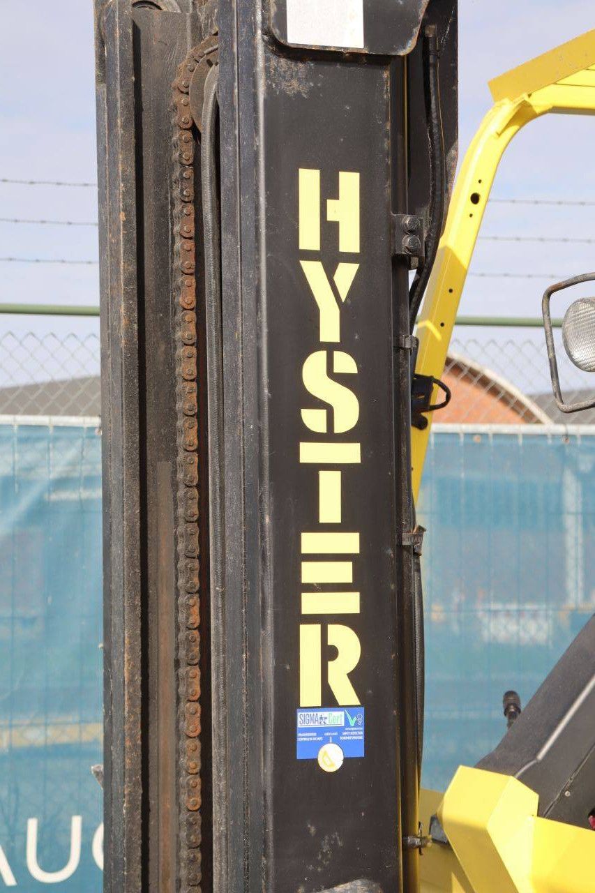Hyster E4.00XL Electric Forklift 3680kg 3.7m 2011