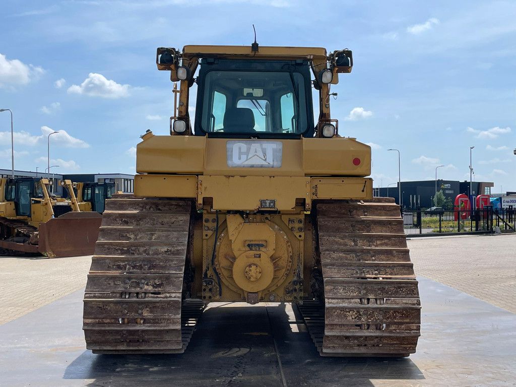 Caterpillar D6T LGP