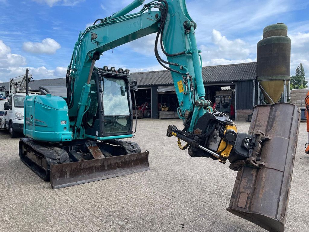 Kobelco SK 75 SR Graafmachine