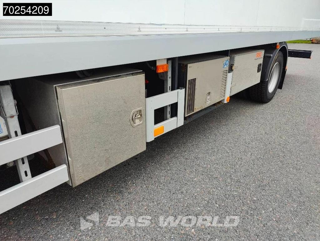 Volvo FL 250 4X2 14tonner Automatic Exhibition truck EURO 6