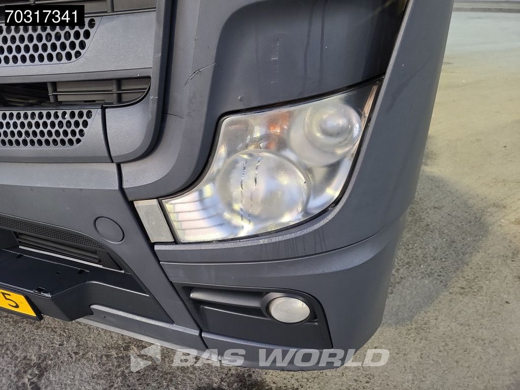 Mercedes Actros 1842 4X2 NL StreamSpace 2xTanks Euro6