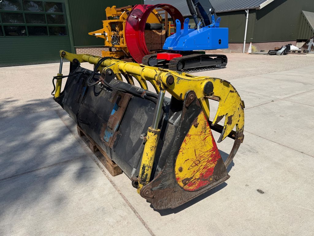 Merlo Pelikaanbak 2.6m