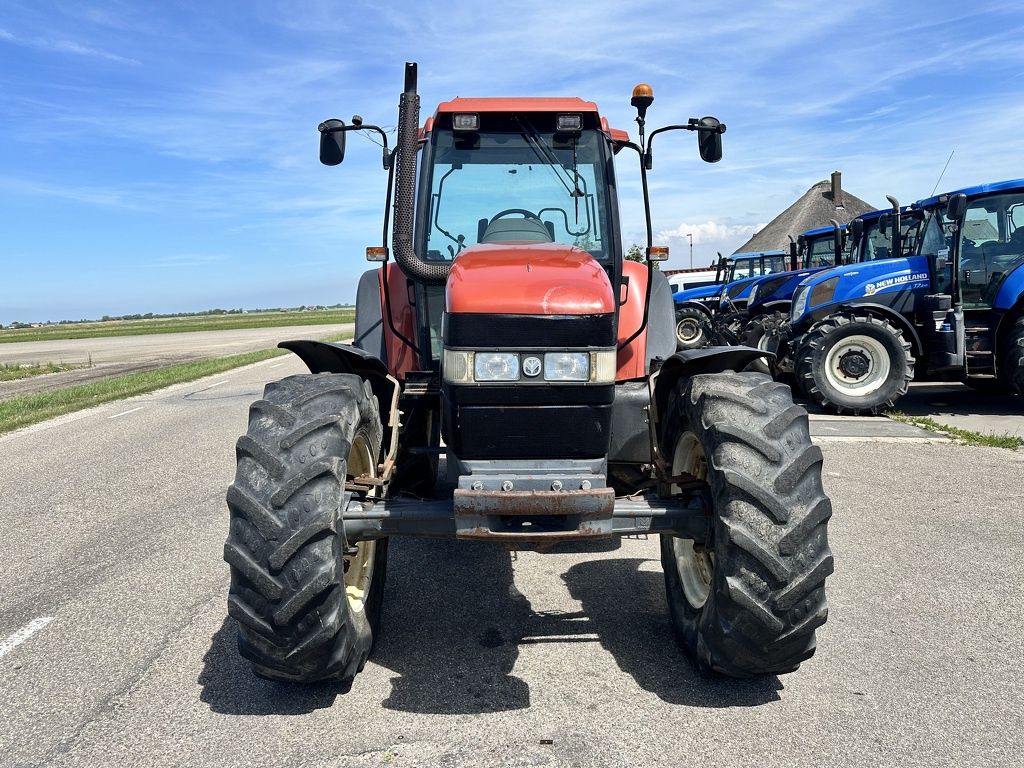New Holland M100