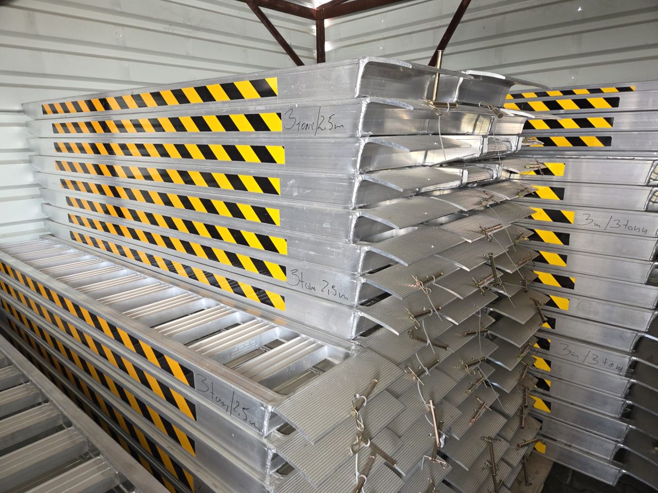 Rijplaten / Oprijplaten Set – 3.000 kg draagvermogen Kingway