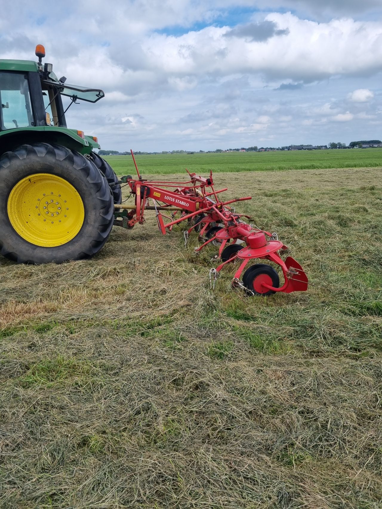 2x Lely Stabilo 675 schudder 2000/1999