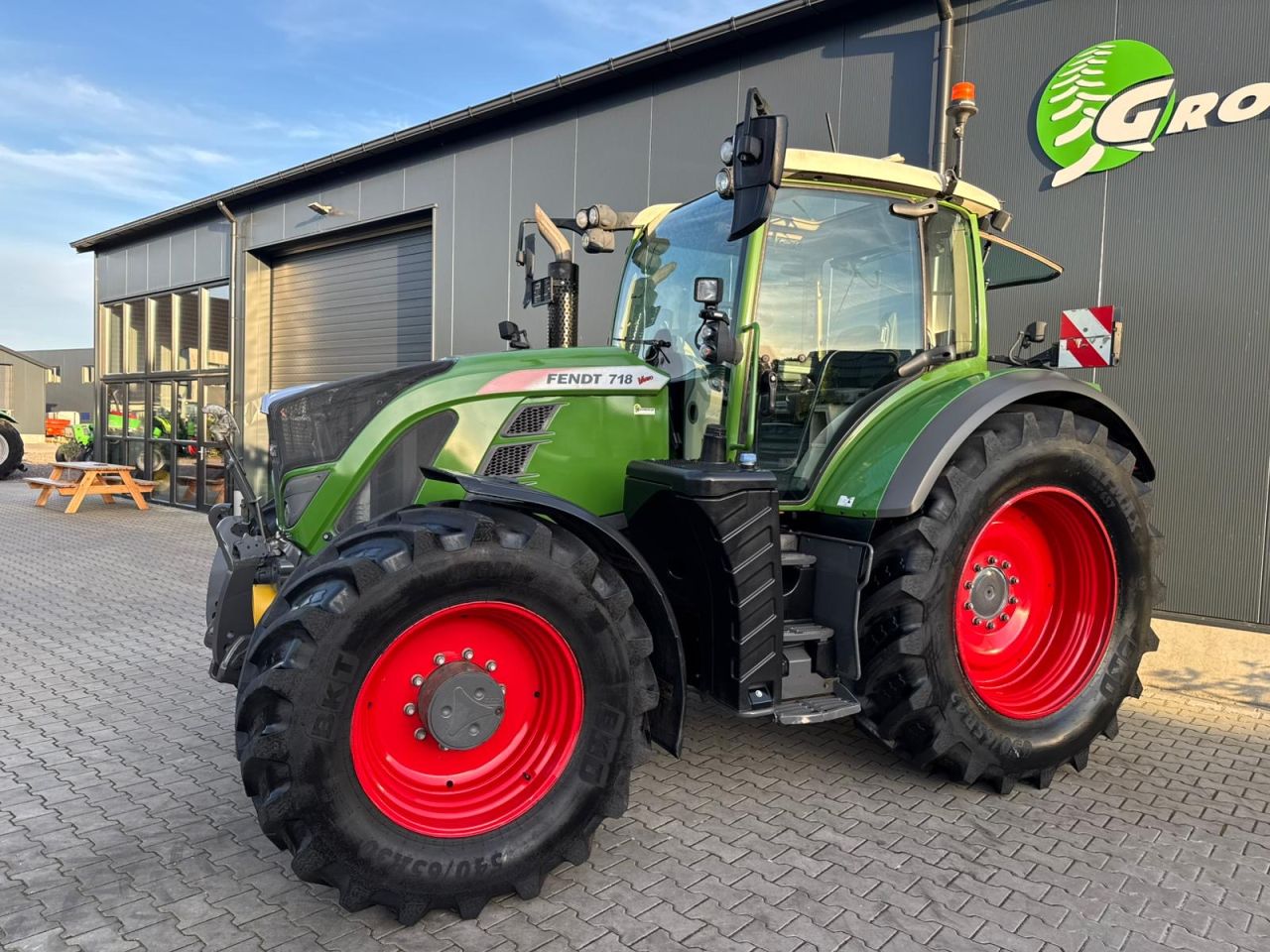 Fendt 718 S4 PowerPlus