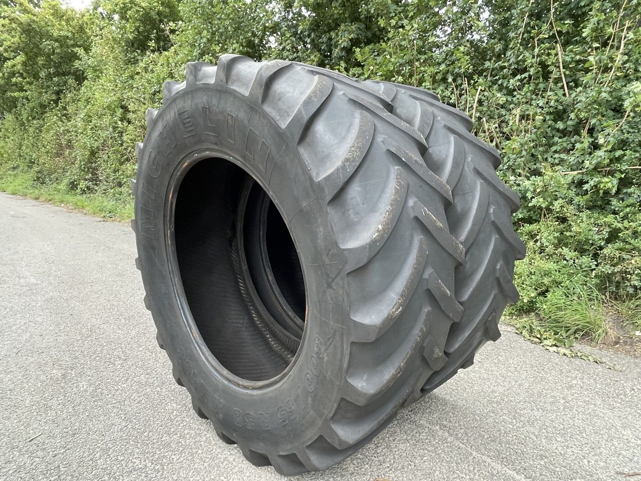 Michelin XM108 trekkerbanden 600-65r38