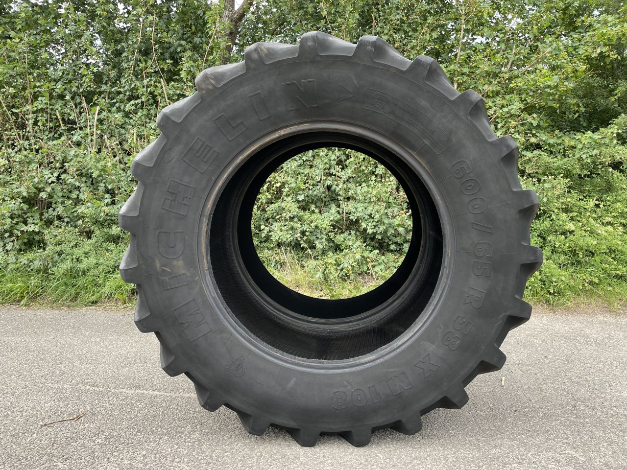 Michelin XM108 trekkerbanden 600-65r38