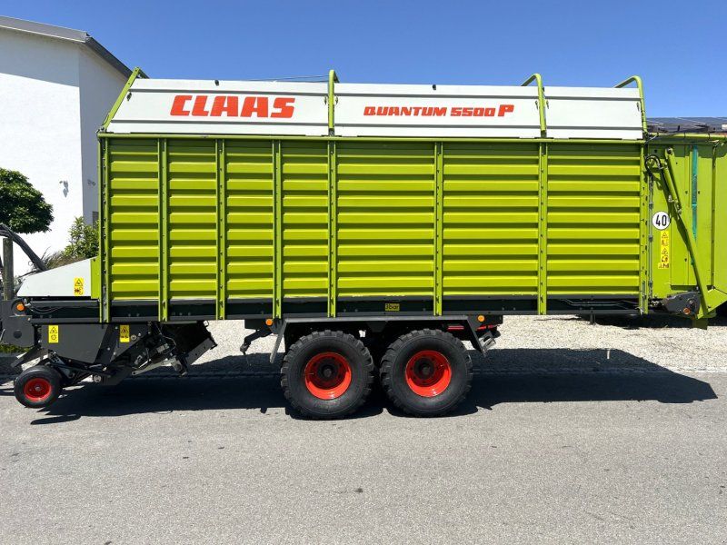 Claas Quantum 5500 P im guten Zustand und mit neuen Reifen