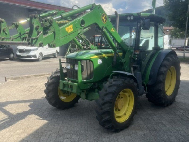 John Deere 5515