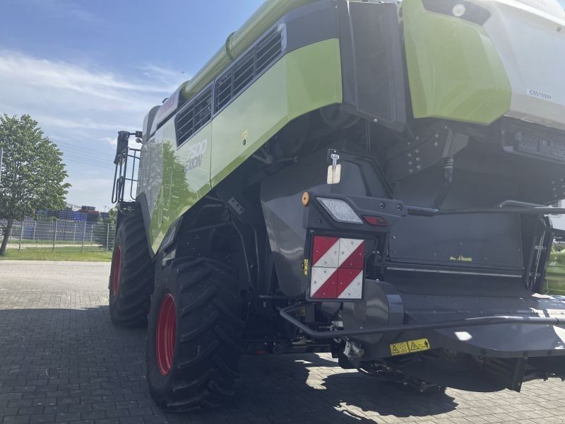 Claas LEXION 7500 VARIO 930