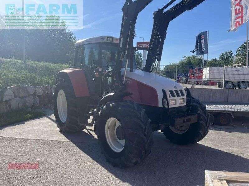 Steyr 9115 mit hauer frontlader