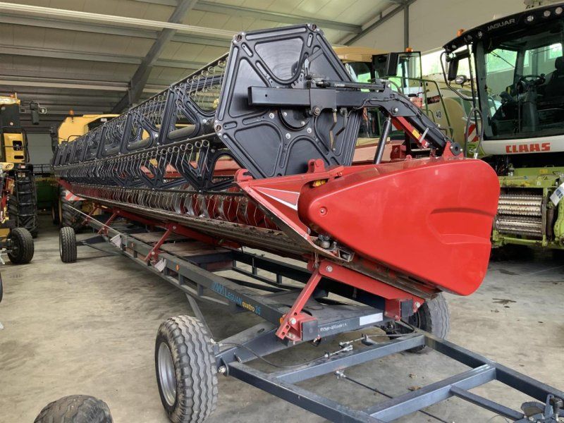 Case IH 3050 35 ft.