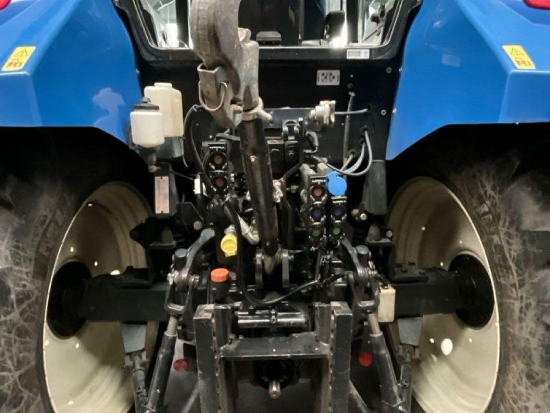 New Holland T 5.105 Electro Command