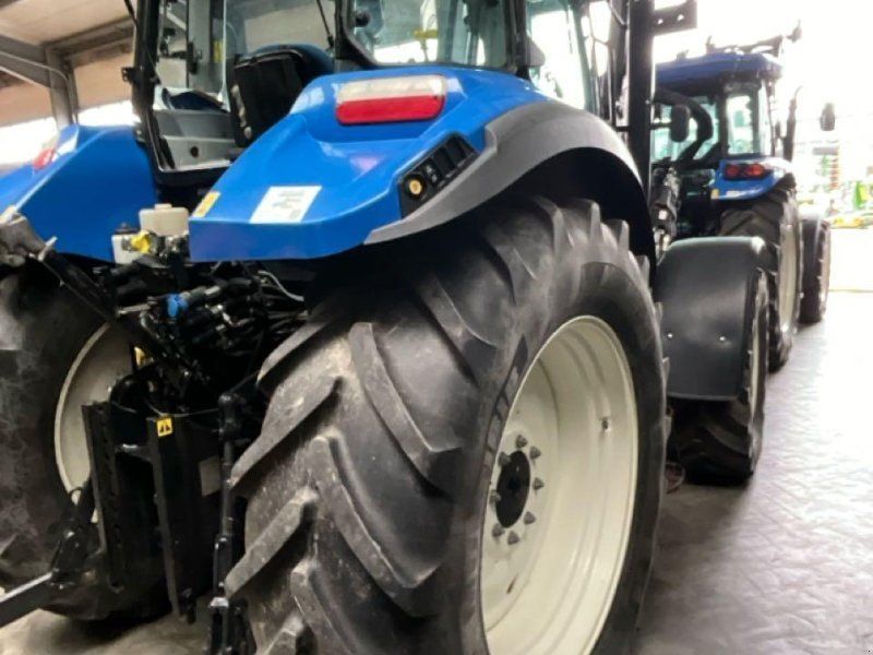 New Holland T 5.105 Electro Command