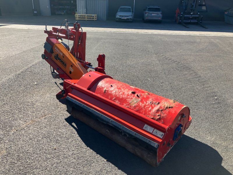 Dücker USM 15 R4