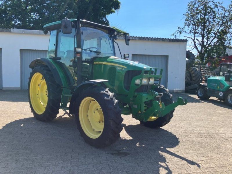 John Deere 5090R