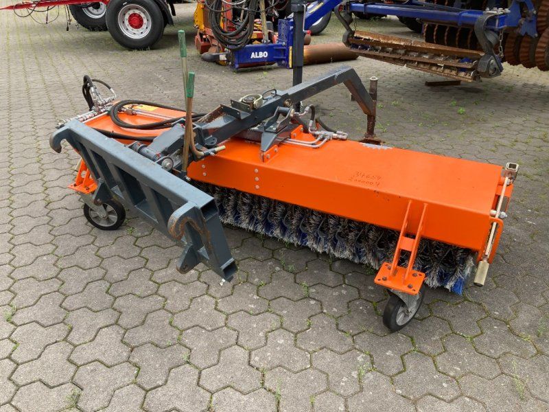 Tuchel Plus 590 230