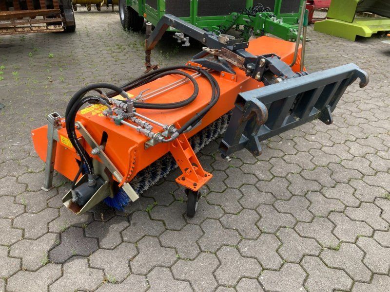 Tuchel Plus 590 230