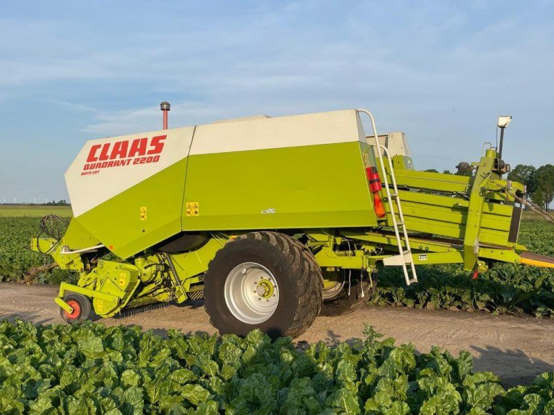 Claas Quadrant 2200